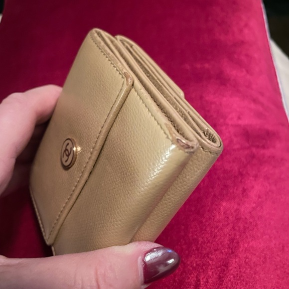Chanel beige Caviar leather CC logo Trifold wallet. Made in Italy . - Picture 3 of 10